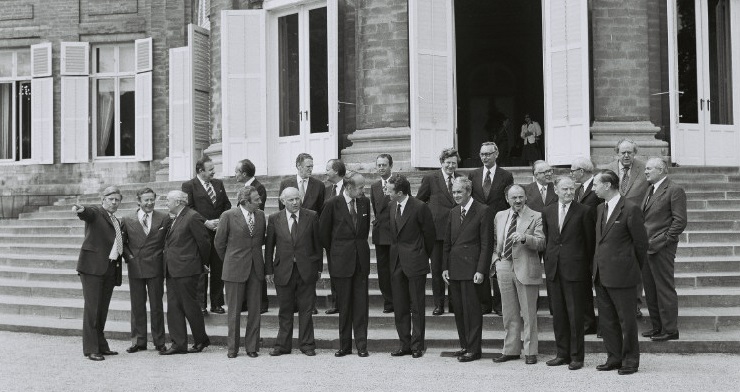 Gruppefoto af stats- og regeringscheferne til topmødet i Bruxelles.