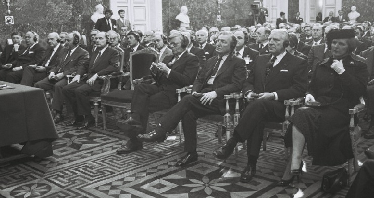 Under topmødet i Bruxelles, heriblandt den danske statsminister, Anker Jørgensen.