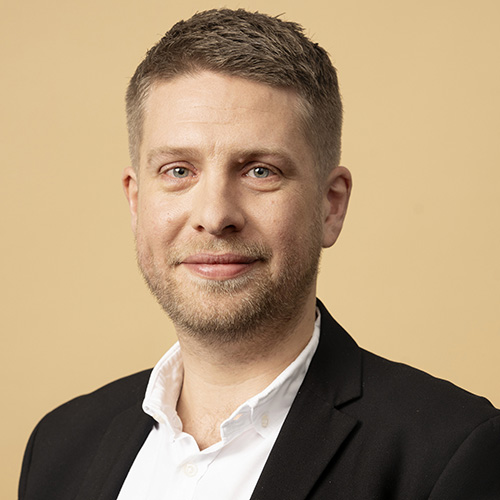Kjær